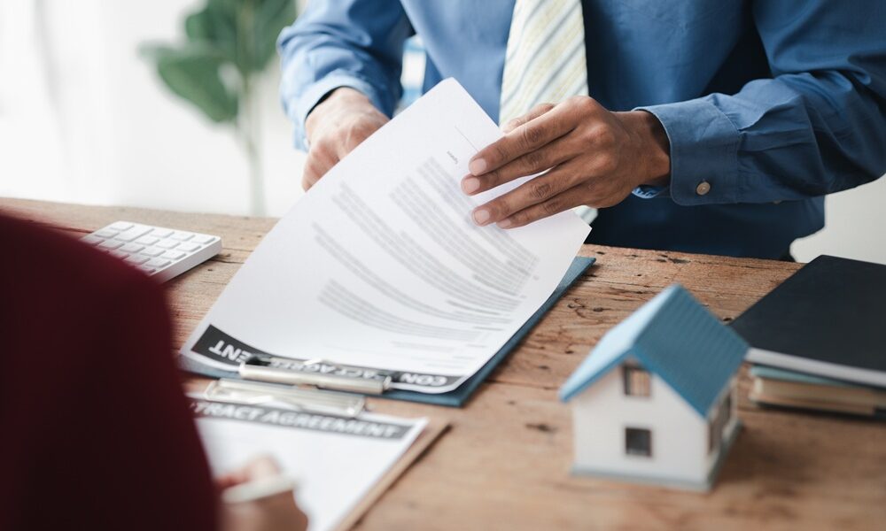 Documents to Check Before Buying a Flat in Mumbai