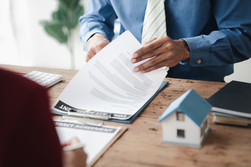 Documents to Check Before Buying a Flat in Mumbai